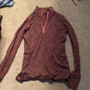 A nice lightweight sweater for running